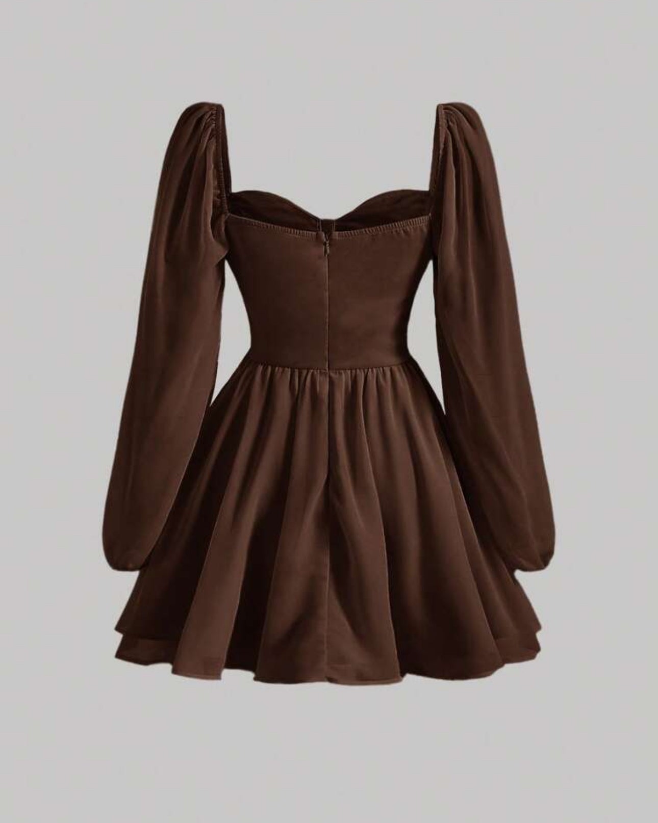 Vestido marrón escote corazón manga farol