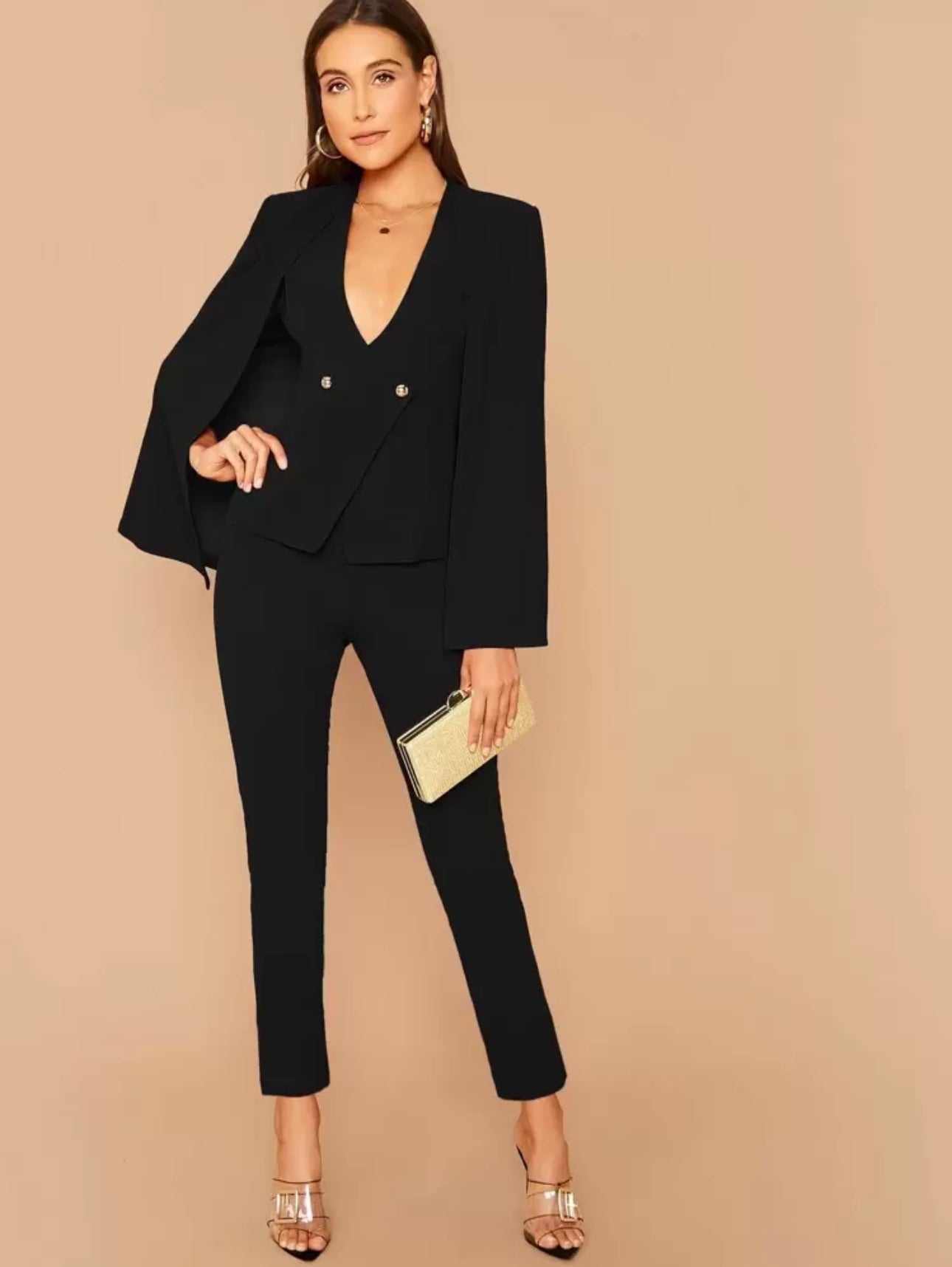 Conjunto blazer capa con pantalón