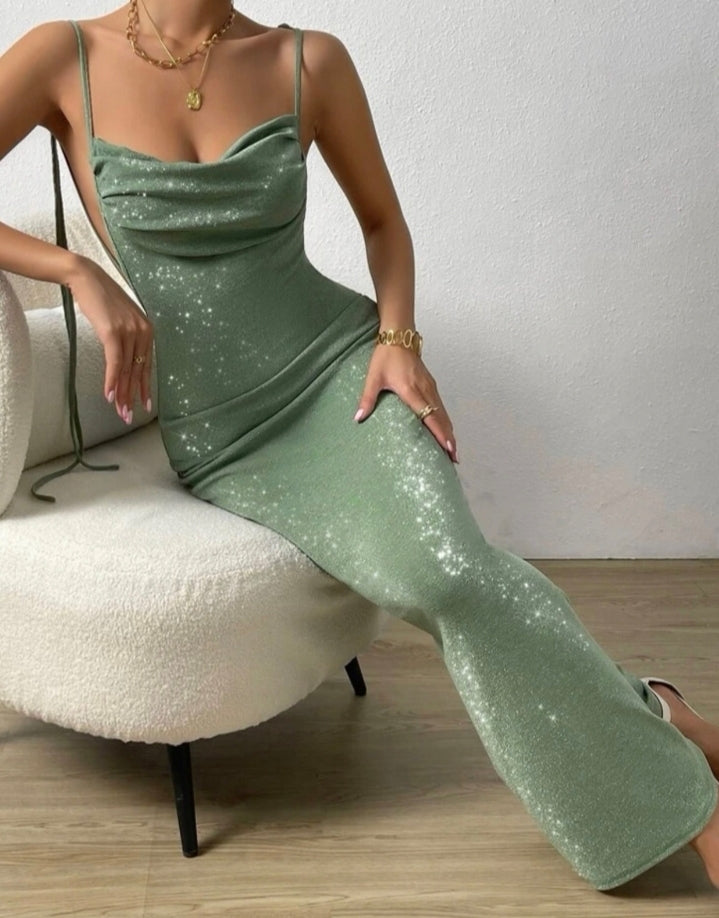 Vestido brillante verde oliva