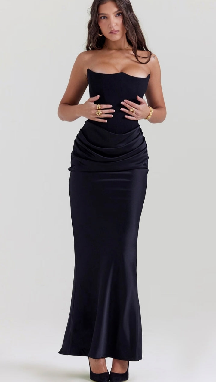 Vestido luxe strapless