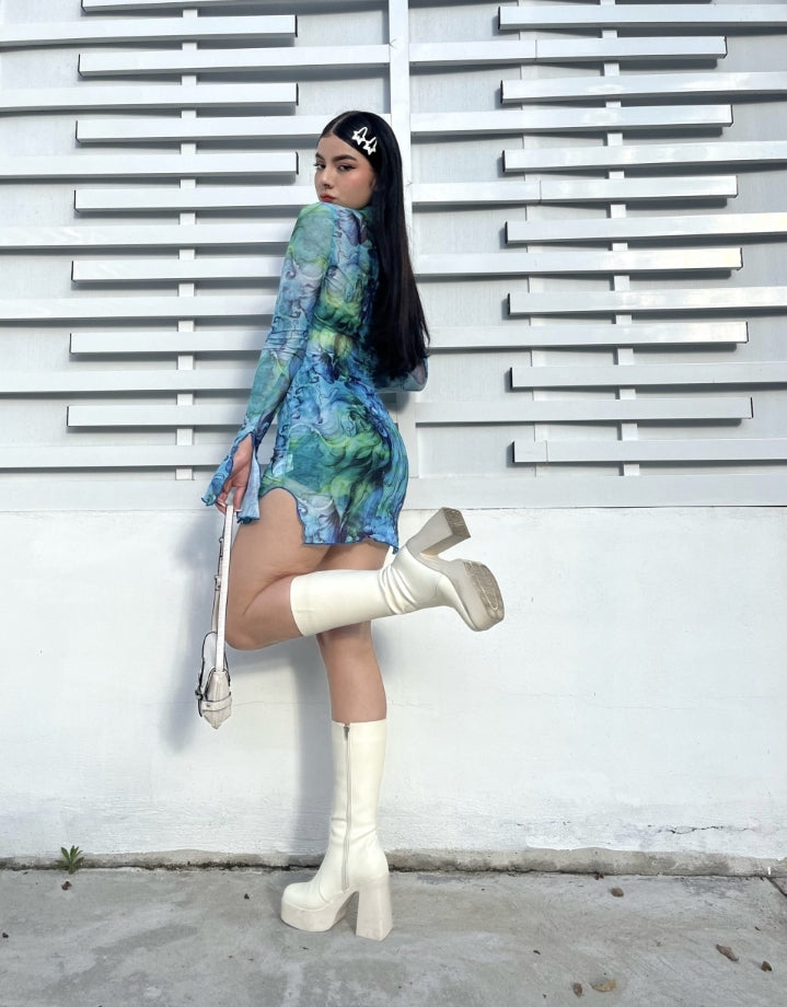 Vestido ajustado en malla con estampado