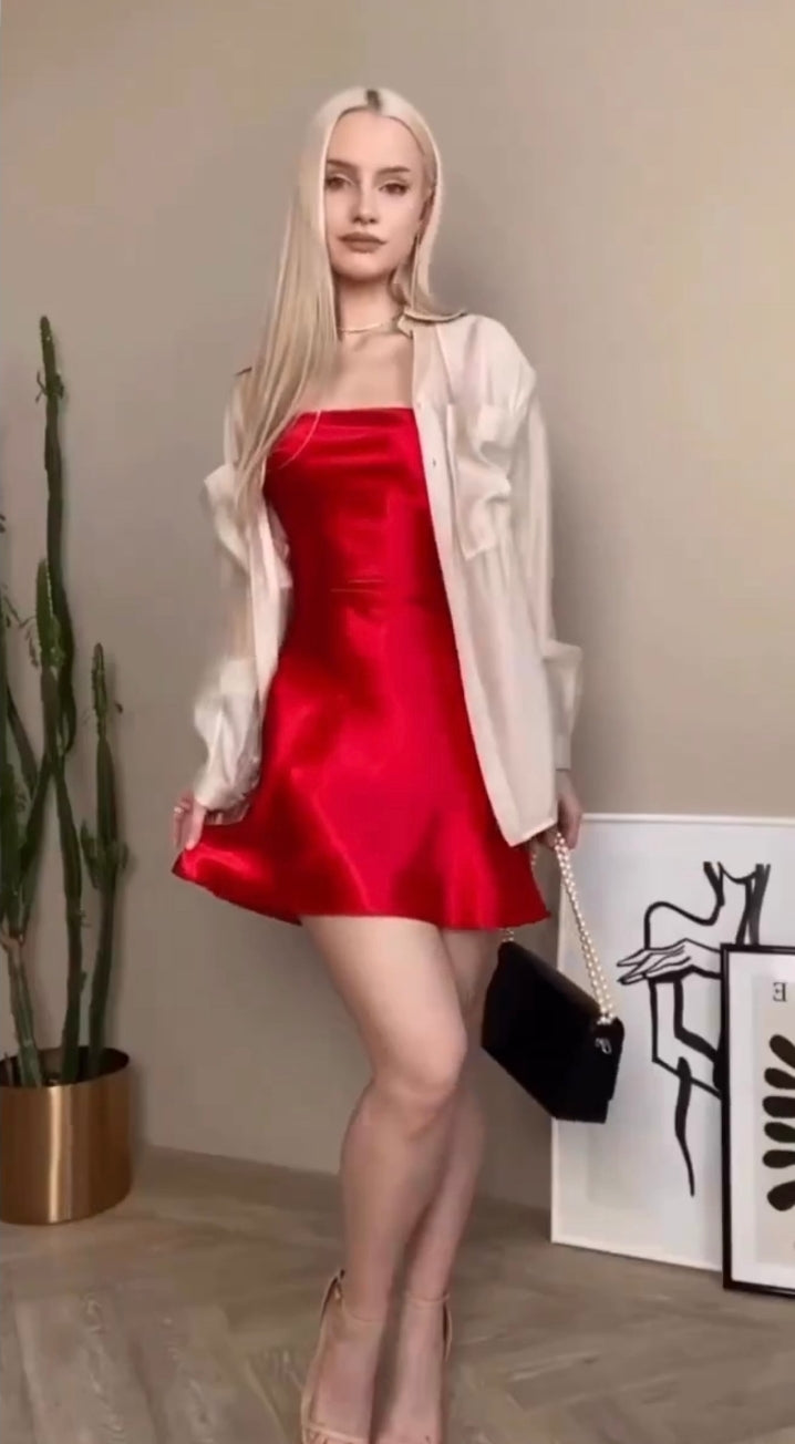 Vestido ari en satin- Rojo