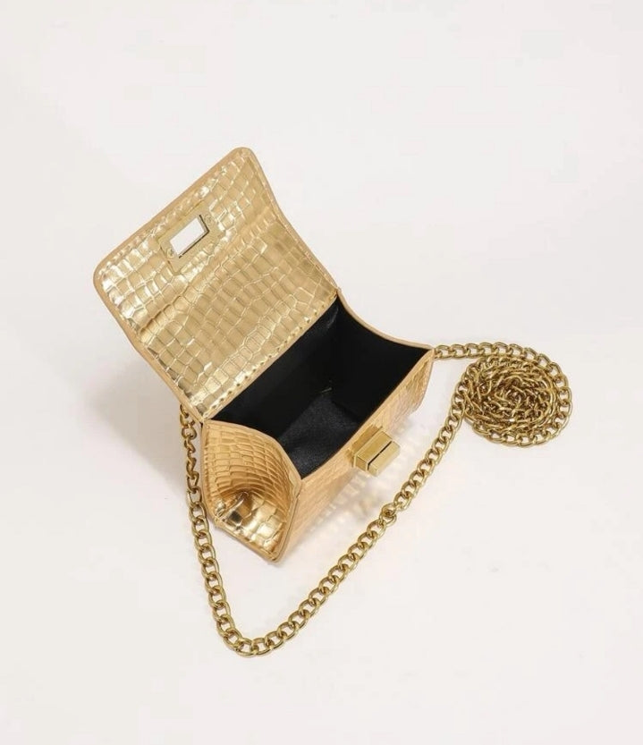 Bolso mini dorado