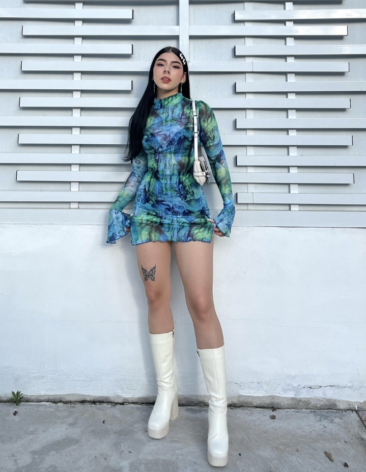 Vestido ajustado en malla con estampado