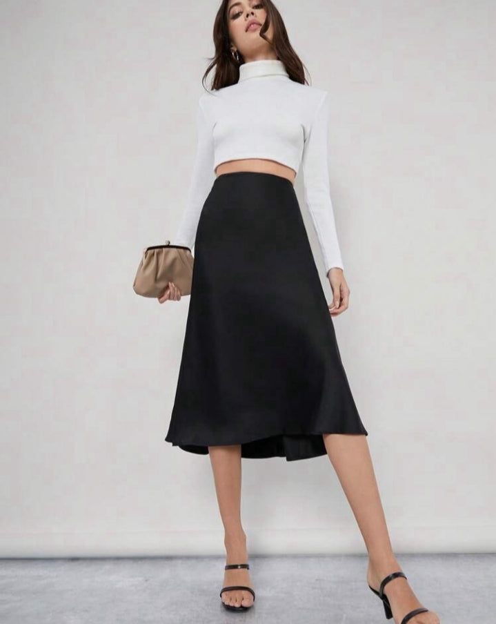 Falda en satin larga
