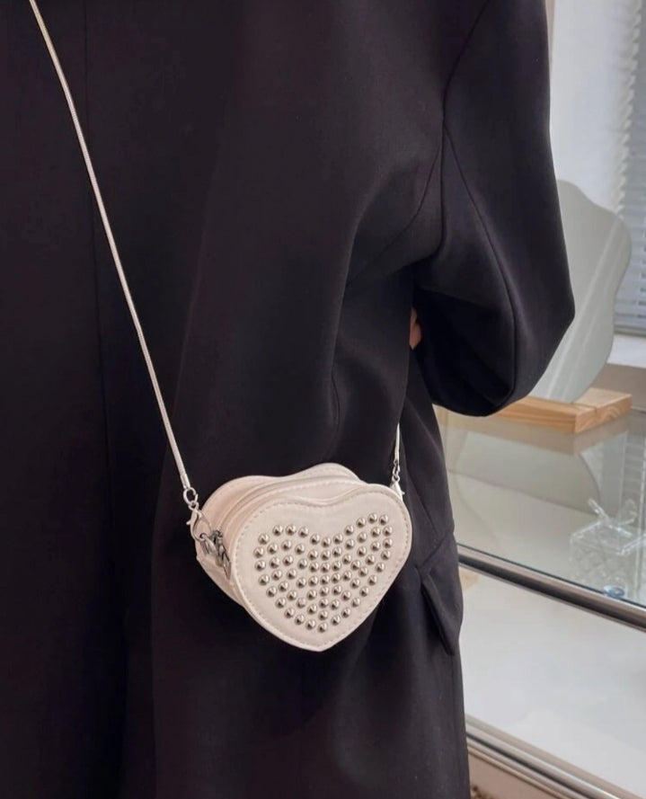 Bolso de corazón mini con taches