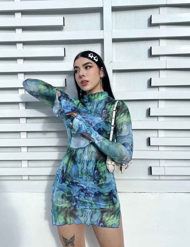 Vestido ajustado en malla con estampado