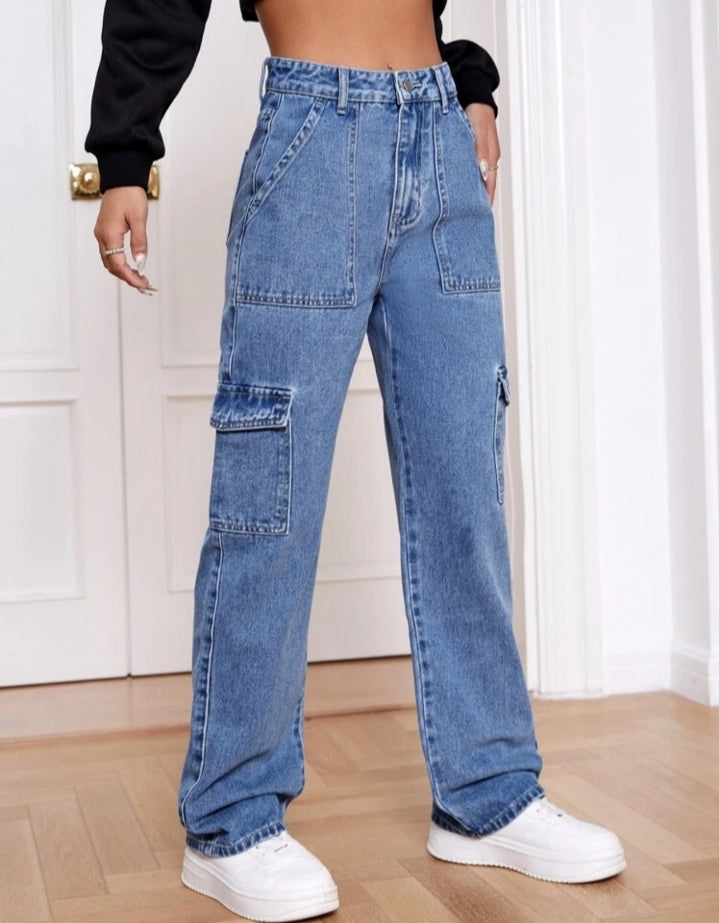 Jean cargo bota recta, 6 bolsillos
