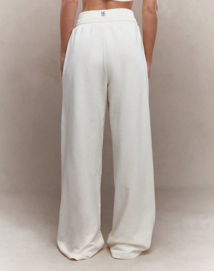 Pantalón chandal / Deportivo, bota ancha, con bordado atrás