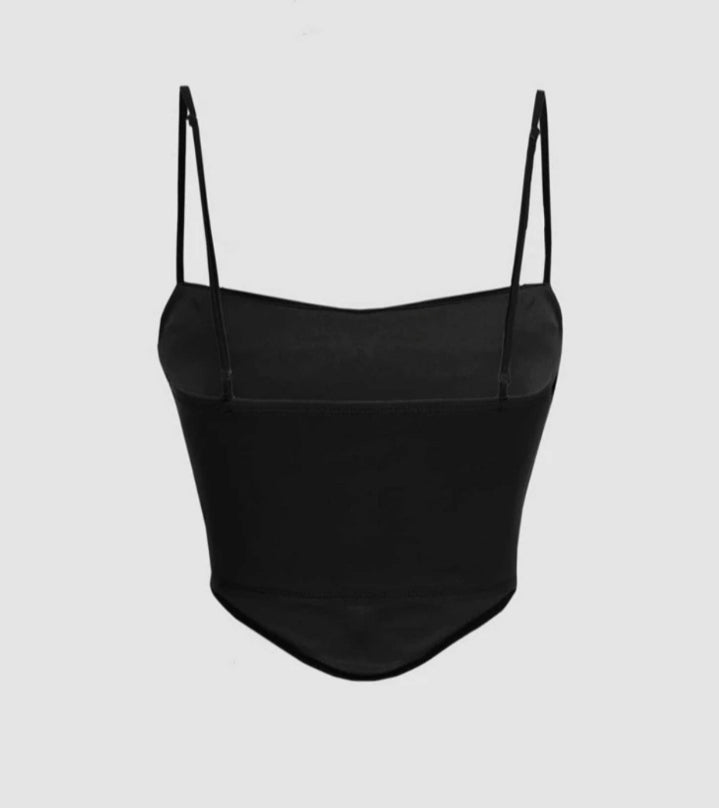 Crop top con detalles en mesh