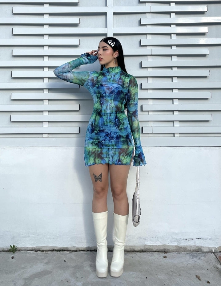 Vestido ajustado en malla con estampado