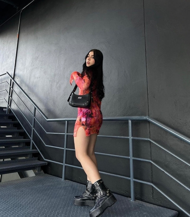 Vestido ajustado en malla con estampado