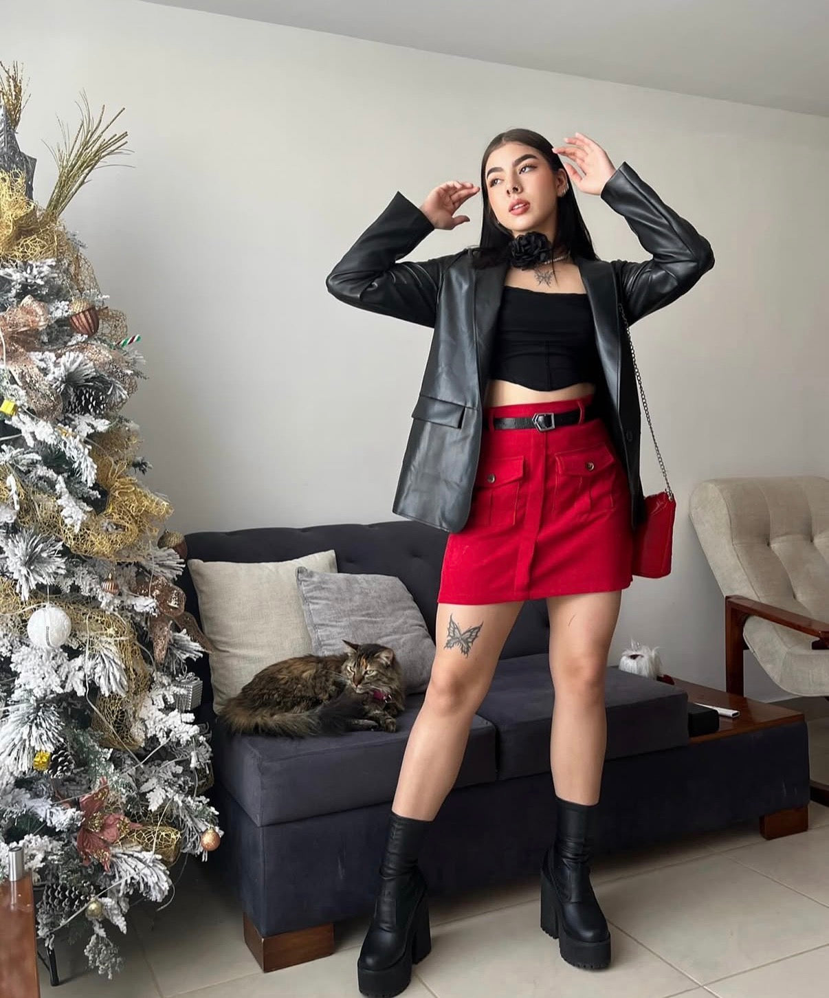 Falda en pana con cinturón