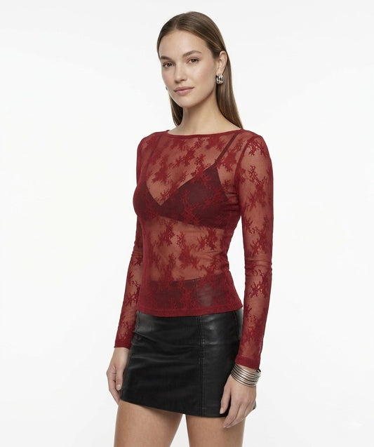 Blusa de encaje burdeos