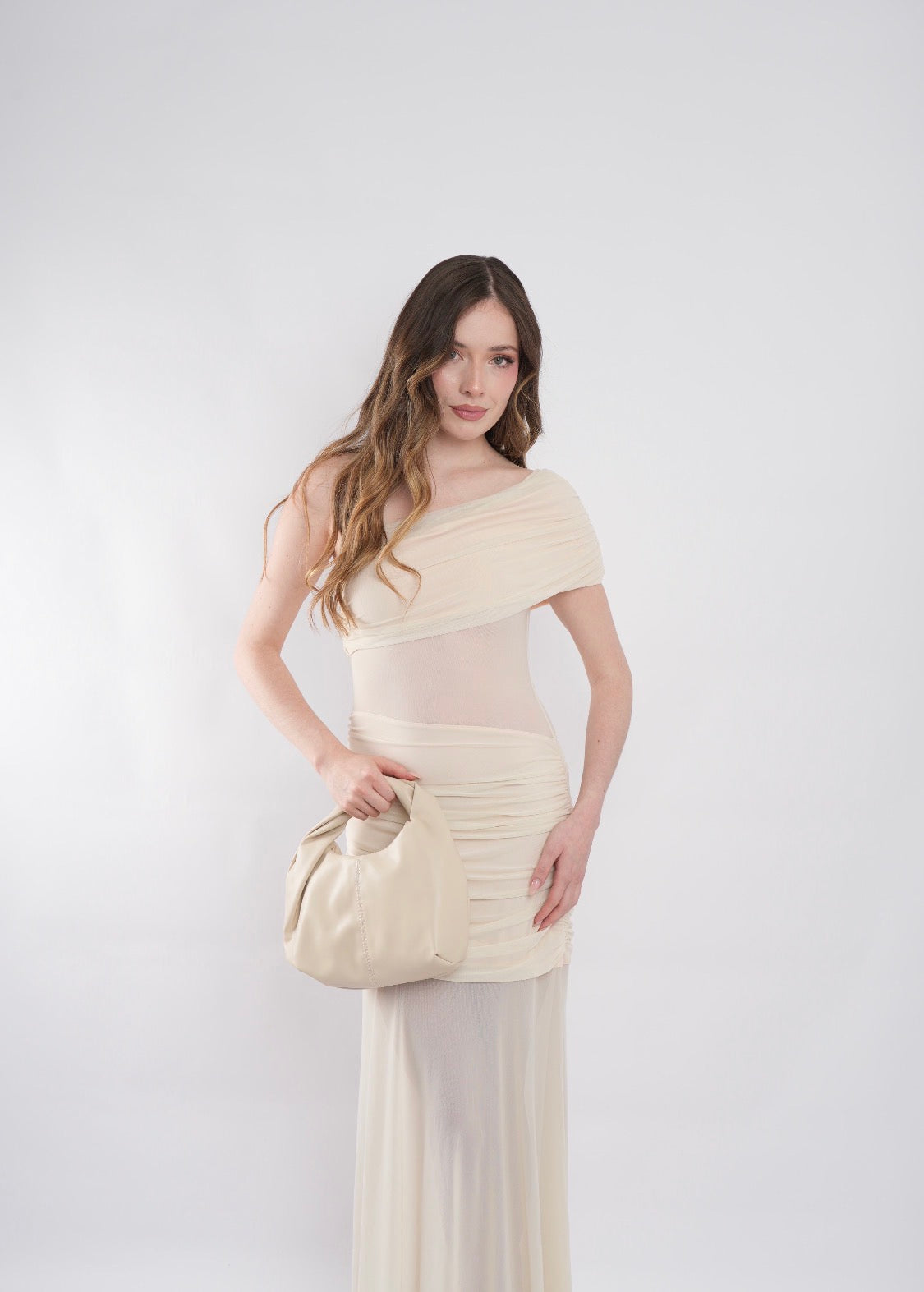 Vestido sol de beige