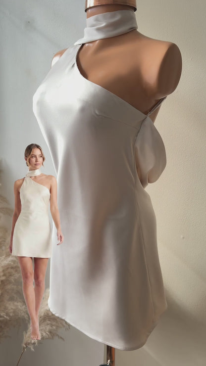 Vestido nude