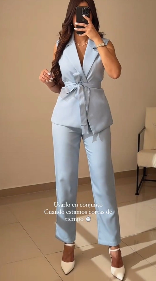 Conjunto chaleco y pantalón blue
