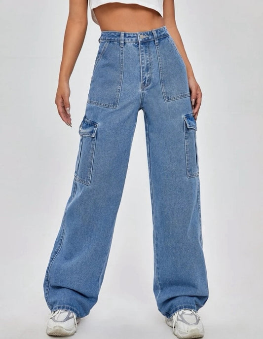 Jean cargo bota ancha, tiro alto