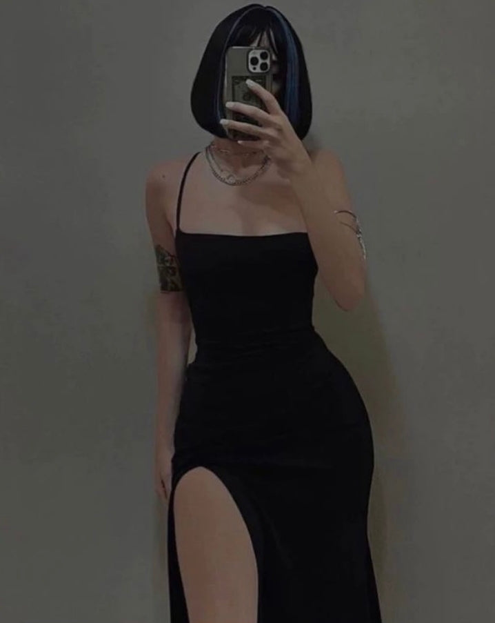 Vestido ajustado con abertura, tipo corset negro