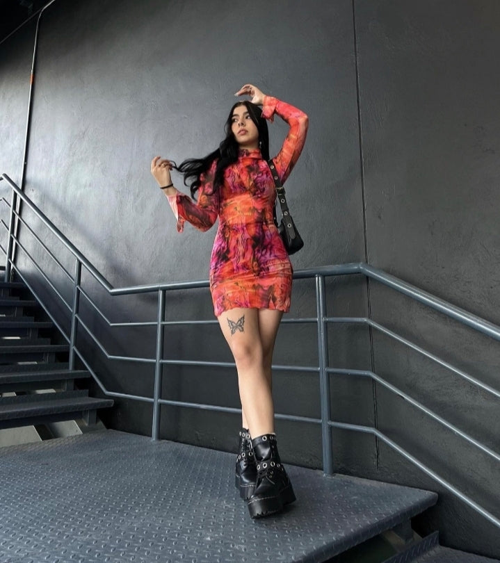 Vestido ajustado en malla con estampado